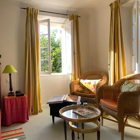 La Bastide Sainte Therese Bed & Breakfast *